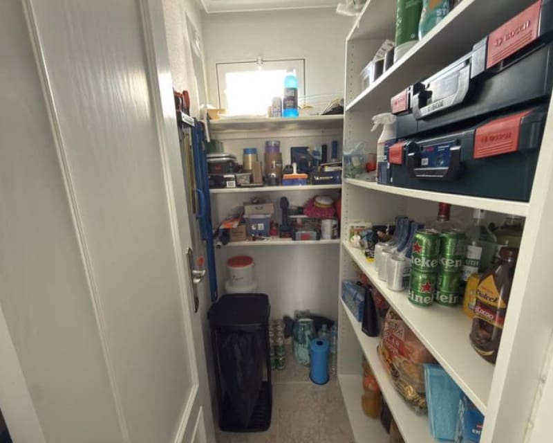 Chalet de 5 habitaciones en Villamartin en venta con piscina - 399.000 € (Ref: 9626757)