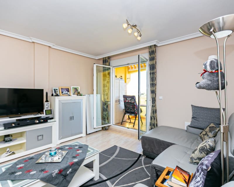 2 soverom Leilighet til salgs i Cabo Roig med svømmebasseng - € 174 900 (Ref: 9626761)