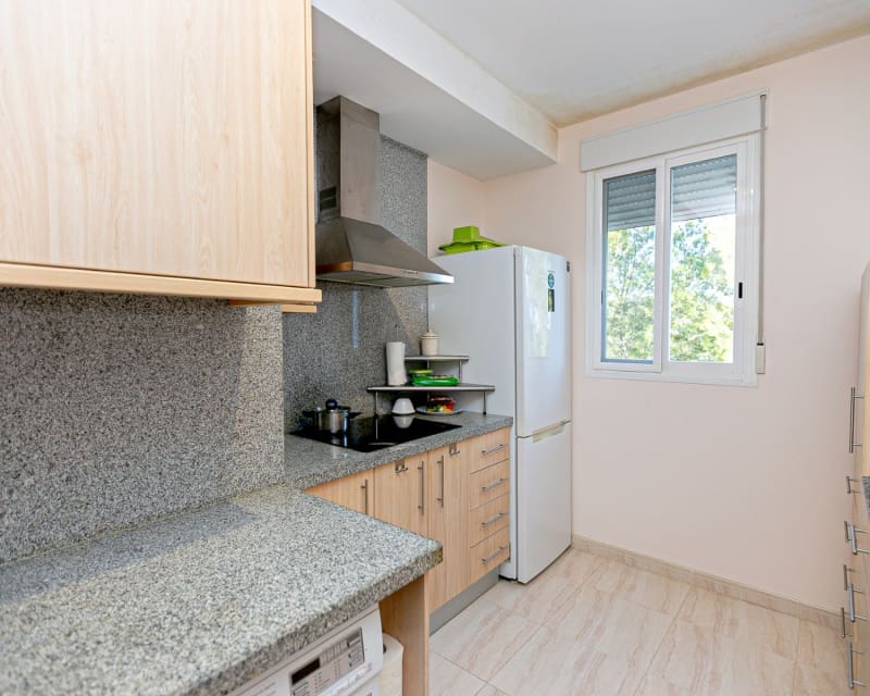 2 soverom Leilighet til salgs i Cabo Roig med svømmebasseng - € 174 900 (Ref: 9626761)