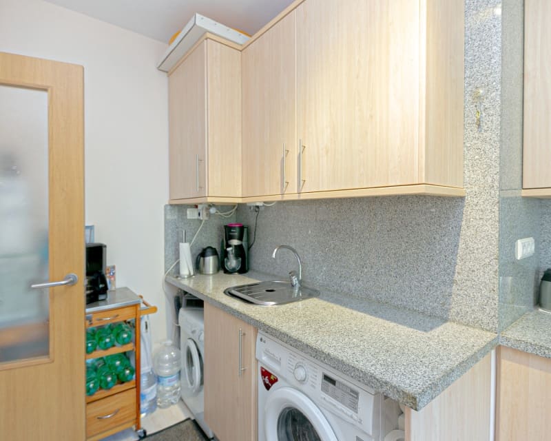 2 soverom Leilighet til salgs i Cabo Roig med svømmebasseng - € 174 900 (Ref: 9626761)