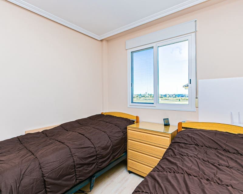 2 soverom Leilighet til salgs i Cabo Roig med svømmebasseng - € 174 900 (Ref: 9626761)