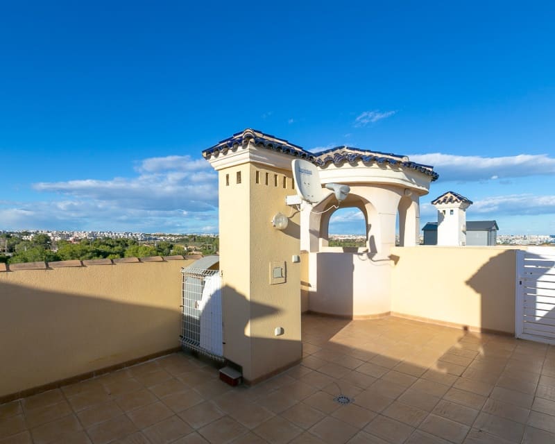 2 soverom Leilighet til salgs i Cabo Roig med svømmebasseng - € 174 900 (Ref: 9626761)