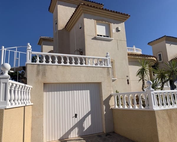 Chalet de 3 habitaciones en Villamartin, Orihuela en venta con piscina - 299.950 € (Ref: 9626764)