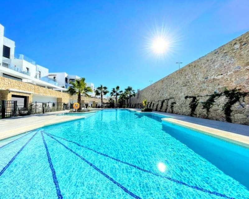 2 soverom Leilighet til salgs i Villamartin med svømmebasseng - € 250 000 (Ref: 9626765)