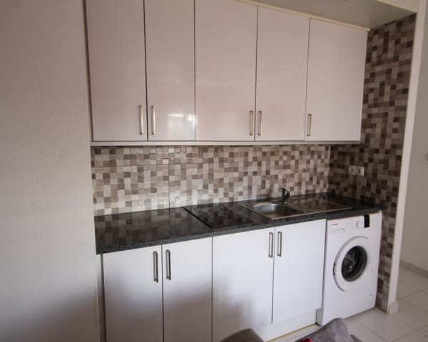 1 slaapkamer Appartement te koop in Villamartin, Orihuela - € 105.000 (Ref: 9626769)