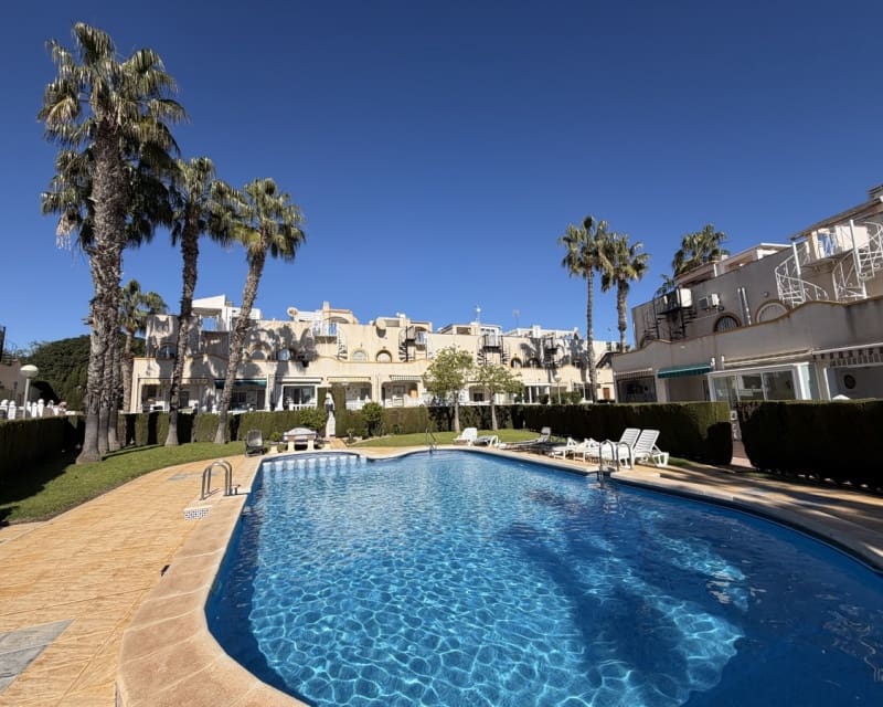 2 bedroom Townhouse for sale in La Florida with pool - € 189,995 (Ref: 9626770)