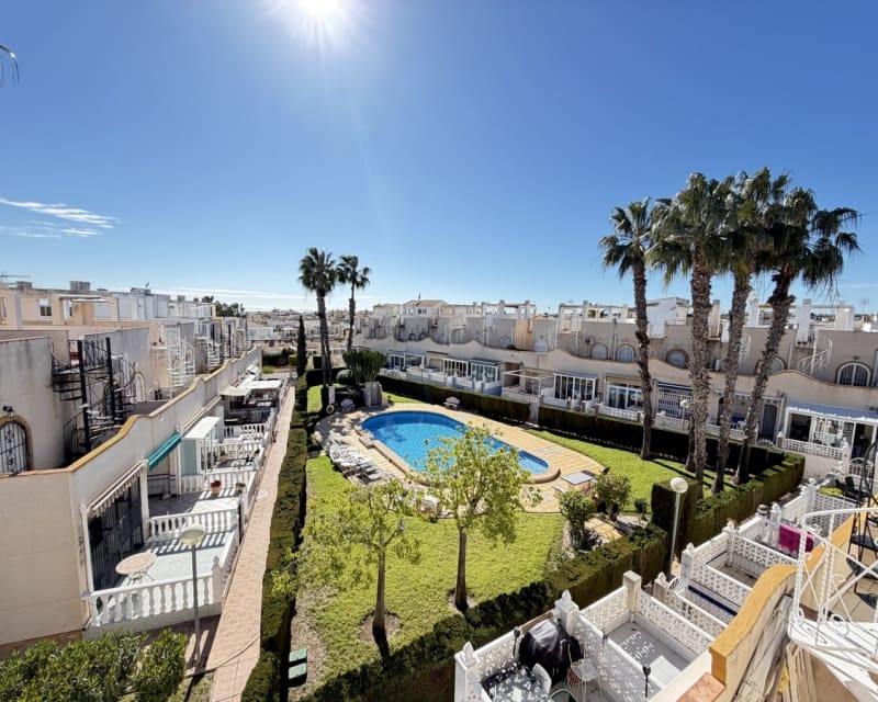 2 bedroom Townhouse for sale in La Florida with pool - € 189,995 (Ref: 9626770)