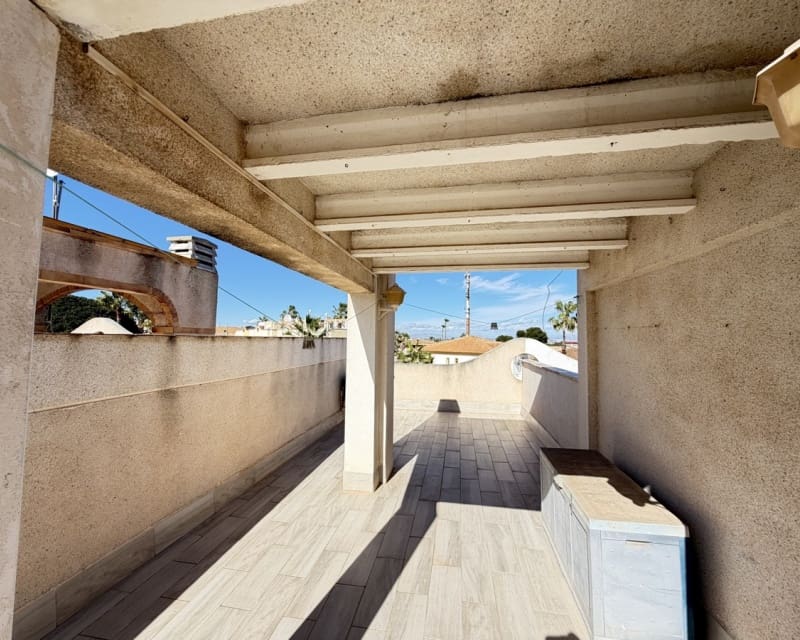 2 bedroom Townhouse for sale in La Florida with pool - € 189,995 (Ref: 9626770)