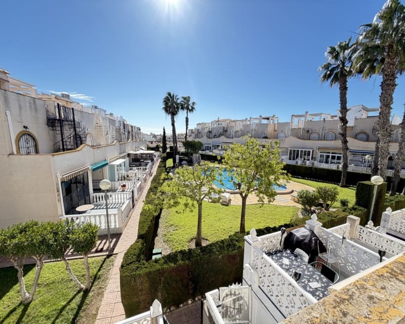 2 bedroom Townhouse for sale in La Florida with pool - € 189,995 (Ref: 9626770)