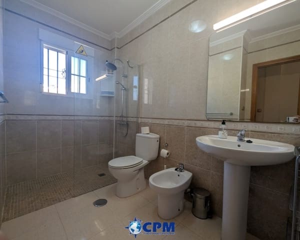 3 sovrum Villa till salu i Cabo Roig, Orihuela med pool - 205 000 € (Ref: 9626774)