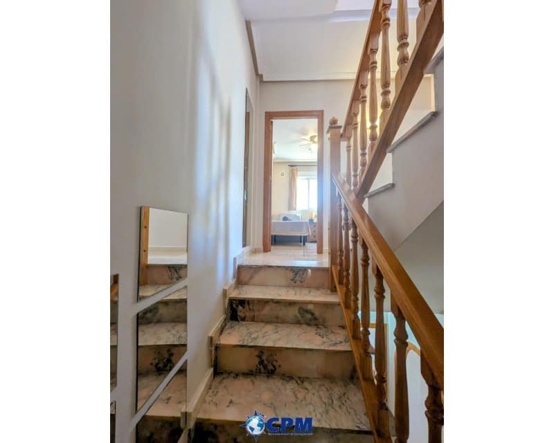 3 bedroom Villa for sale in Cabo Roig with pool - € 205,000 (Ref: 9626774)