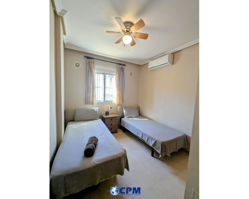 3 bedroom Villa for sale in Cabo Roig with pool - € 205,000 (Ref: 9626774)