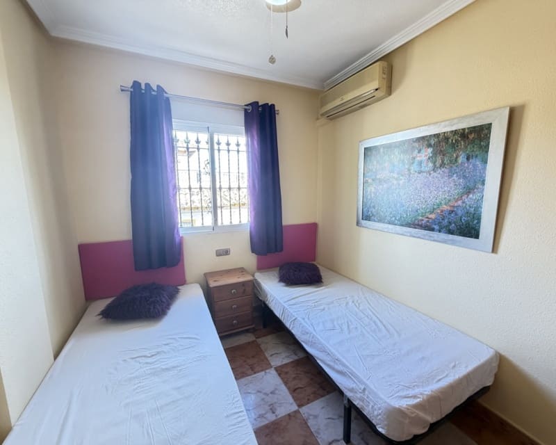 2 slaapkamer Villa te koop in Villamartin met zwembad - € 189.995 (Ref: 9626775)