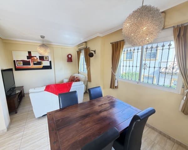 2 slaapkamer Villa te koop in Villamartin, Orihuela met zwembad - € 189.995 (Ref: 9626775)