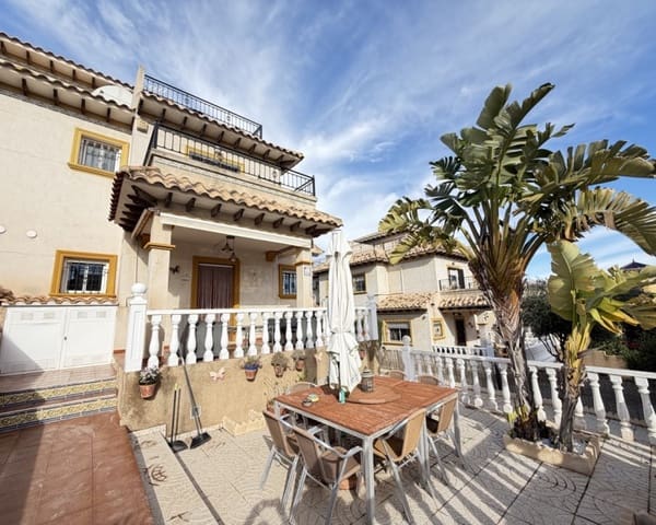 2 slaapkamer Villa te koop in Villamartin, Orihuela met zwembad - € 189.995 (Ref: 9626775)