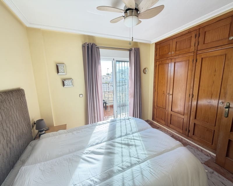 2 slaapkamer Villa te koop in Villamartin met zwembad - € 189.995 (Ref: 9626775)