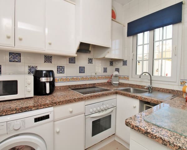 3 soverom Hus til salgs i Playa Flamenca, Orihuela med svømmebasseng - € 249 000 (Ref: 9626779)