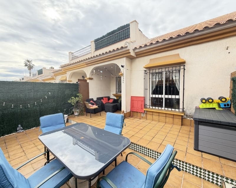 3 bedroom Townhouse for sale in Cabo Roig with pool - € 249,995 (Ref: 9626780)