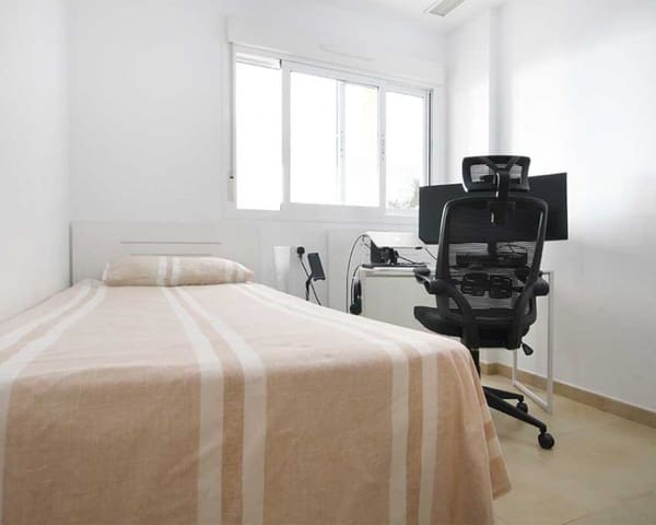 2 soverom Leilighet til salgs i Villamartin, Orihuela med svømmebasseng - € 229 900 (Ref: 9626784)