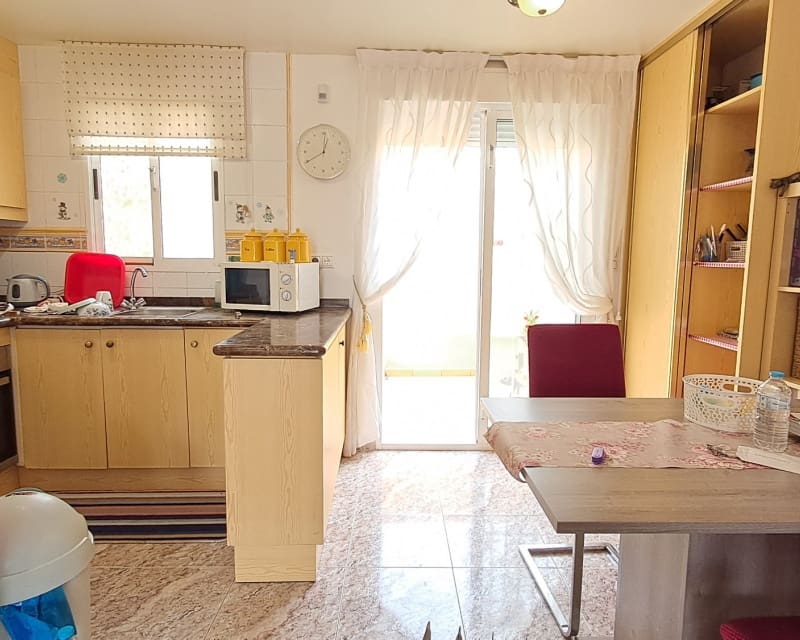 2 bedroom Townhouse for sale in Villamartin with pool - € 159,000 (Ref: 9626785)