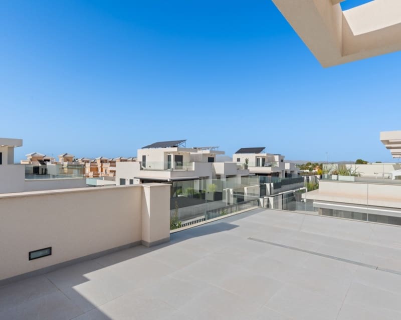 3 soverom Hus til salgs i La Marina med svømmebasseng - € 445 000 (Ref: 9626788)