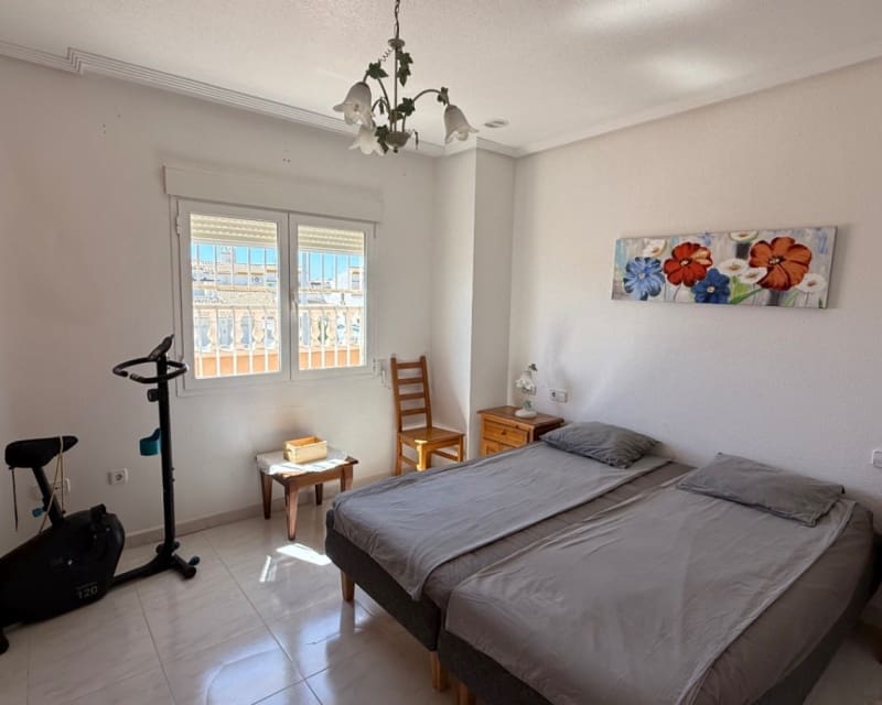 4 sypialnia Willa na sprzedaż w La Zenia z basenem - 570 000 € (Ref: 9626790)