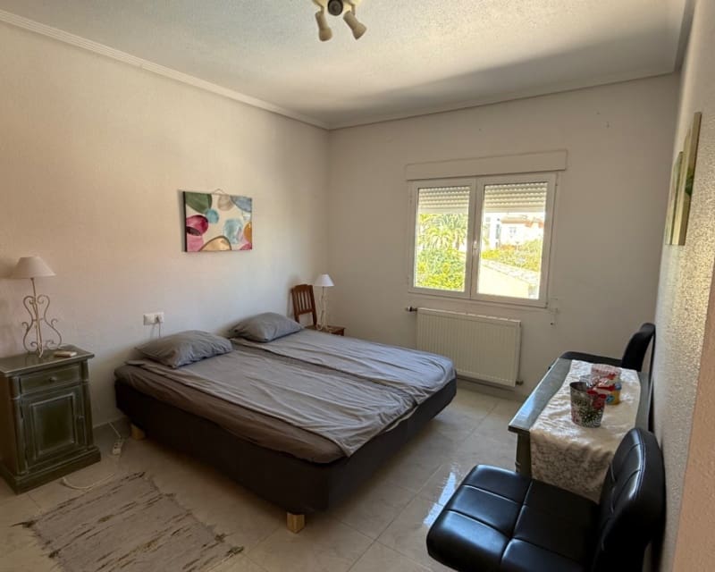 4 sypialnia Willa na sprzedaż w La Zenia z basenem - 570 000 € (Ref: 9626790)