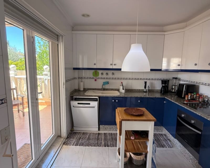 4 sypialnia Willa na sprzedaż w La Zenia z basenem - 570 000 € (Ref: 9626790)