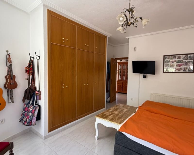 4 sypialnia Willa na sprzedaż w La Zenia z basenem - 570 000 € (Ref: 9626790)