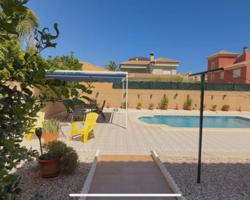 4 sypialnia Willa na sprzedaż w La Zenia z basenem - 570 000 € (Ref: 9626790)