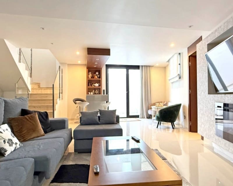 3 soverom Villa til salgs i Villamartin med svømmebasseng - € 475 000 (Ref: 9626795)