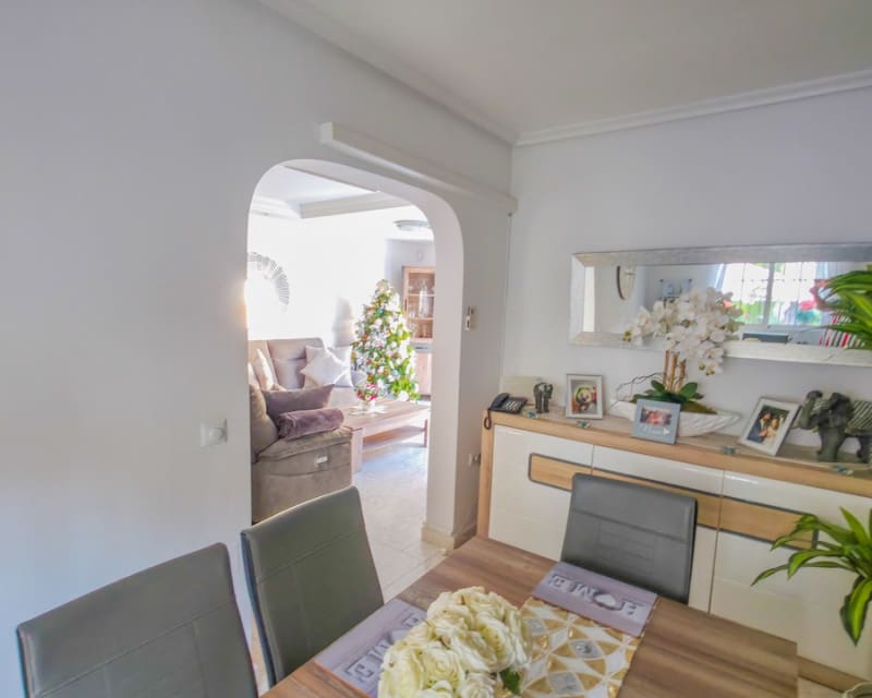 3 soveværelse Villa til salg i Villamartin - € 269.995 (Ref: 9626796)