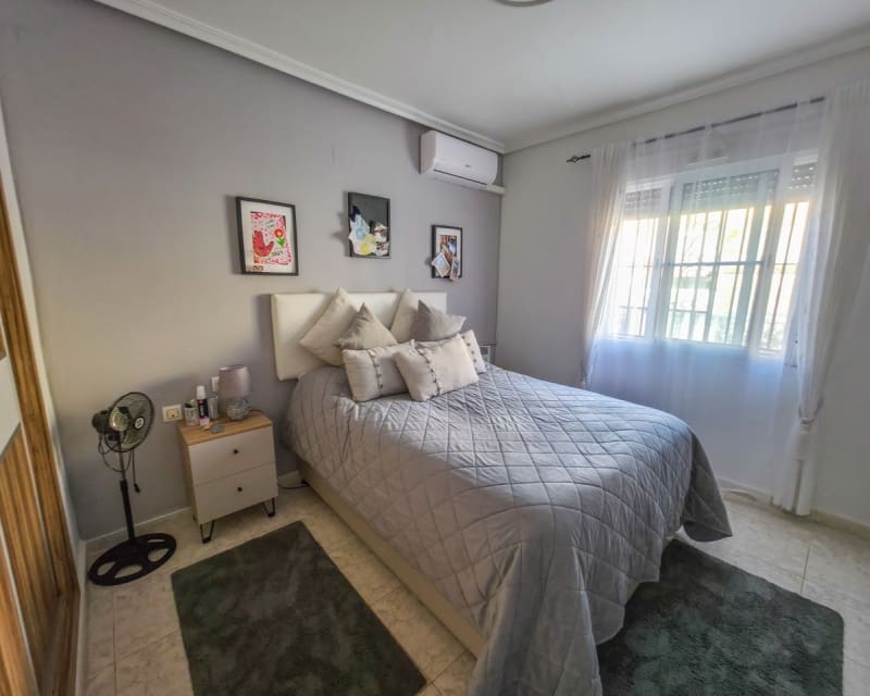 3 soveværelse Villa til salg i Villamartin - € 269.995 (Ref: 9626796)