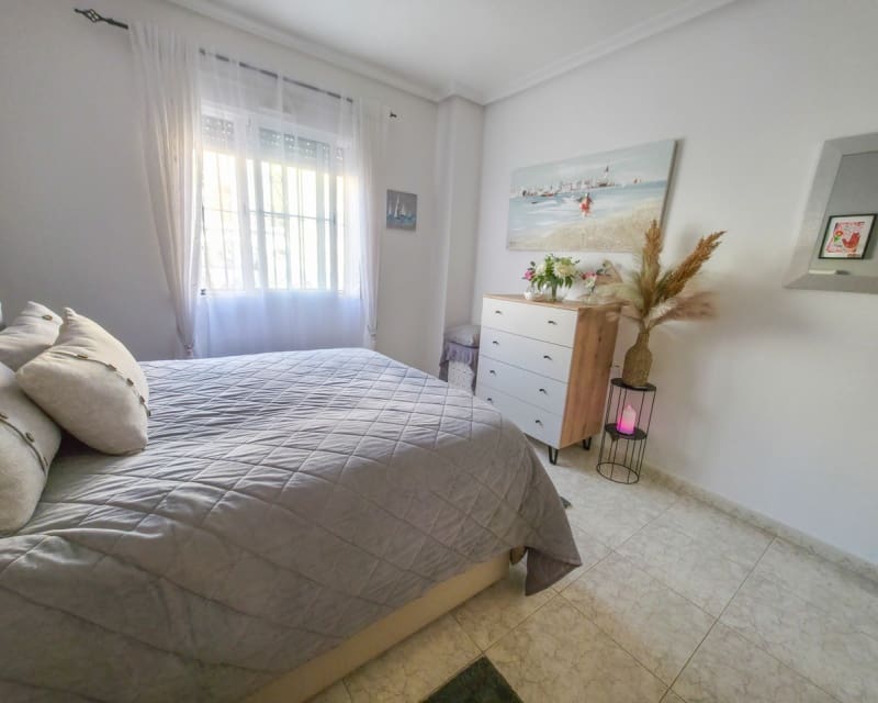 3 soveværelse Villa til salg i Villamartin - € 269.995 (Ref: 9626796)