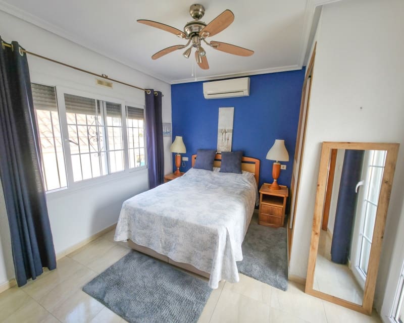 3 soveværelse Villa til salg i Villamartin - € 269.995 (Ref: 9626796)