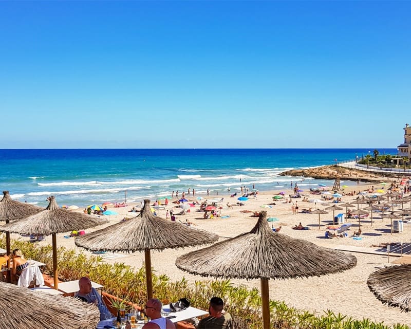 2 slaapkamer Appartement te koop in Villamartin met zwembad - € 199.999 (Ref: 9626797)