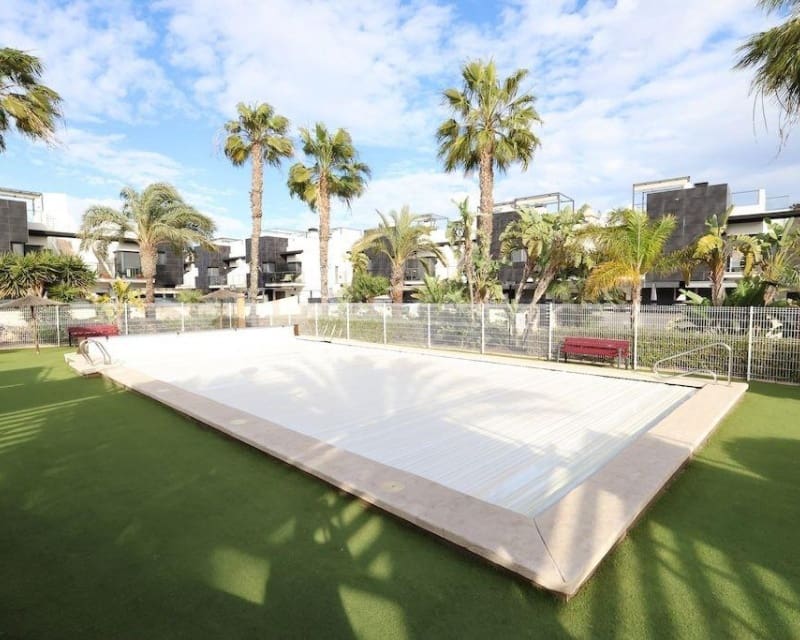 3 sypialnia Willa na sprzedaż w Villamartin z basenem - 375 000 € (Ref: 9626801)