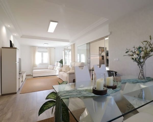 4 camera da letto Villa in vendita in Villamartin, Orihuela con piscina - 414.950 € (Rif: 9626804)