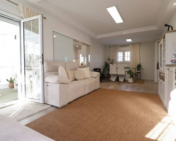 4 camera da letto Villa in vendita in Villamartin, Orihuela con piscina - 414.950 € (Rif: 9626804)