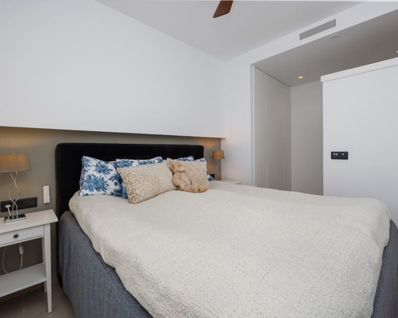 Apartamento de 3 habitaciones en Pilar de la Horadada en venta con piscina - 429.000 € (Ref: 9626806)