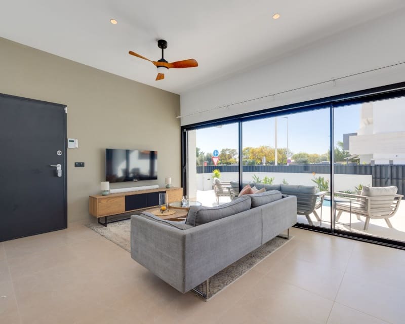 Apartamento de 3 habitaciones en Pilar de la Horadada en venta con piscina - 429.000 € (Ref: 9626806)