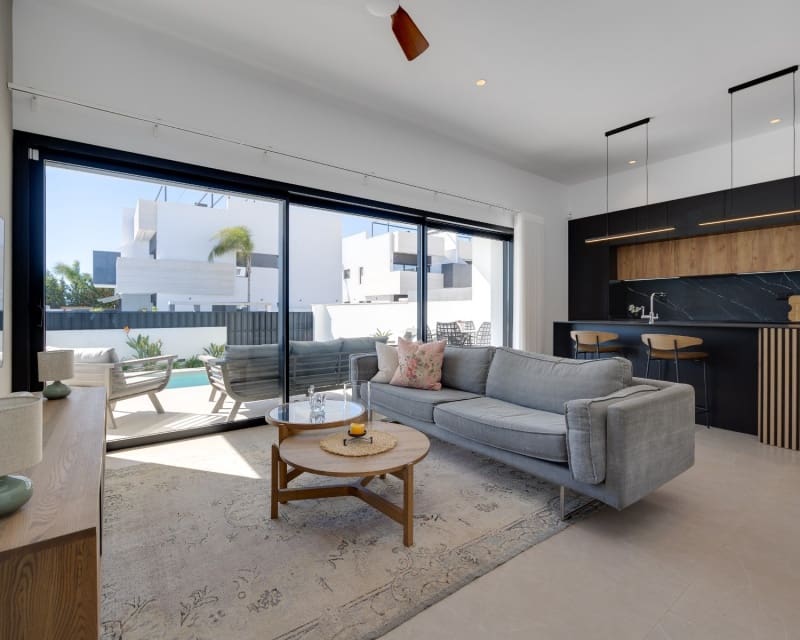 Apartamento de 3 habitaciones en Pilar de la Horadada en venta con piscina - 429.000 € (Ref: 9626806)