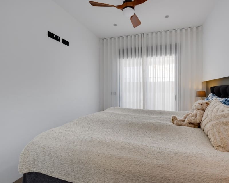 Apartamento de 3 habitaciones en Pilar de la Horadada en venta con piscina - 429.000 € (Ref: 9626806)