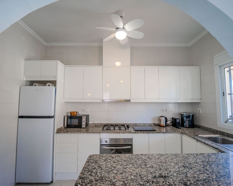 2 soveværelse Villa til salg i La Marquesa med swimmingpool - € 249.000 (Ref: 9626807)