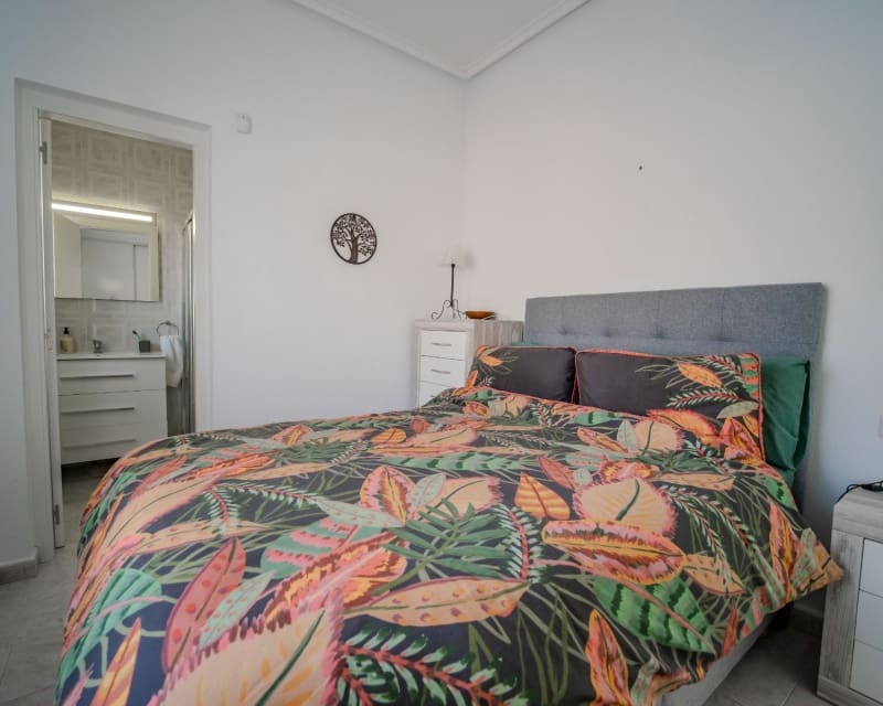 2 soveværelse Villa til salg i La Marquesa med swimmingpool - € 249.000 (Ref: 9626807)