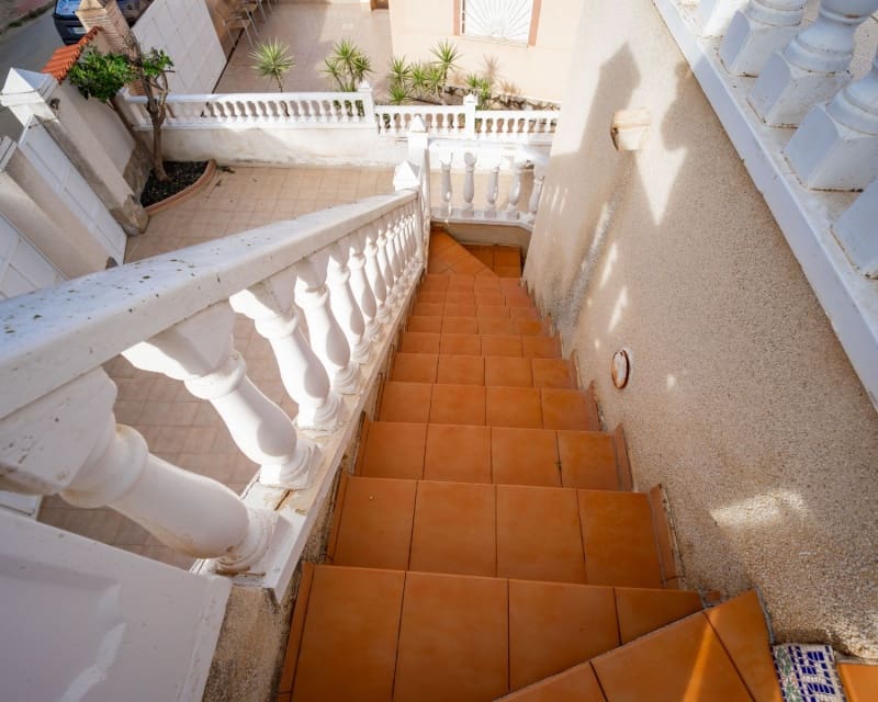 2 soveværelse Villa til salg i La Marquesa med swimmingpool - € 249.000 (Ref: 9626807)