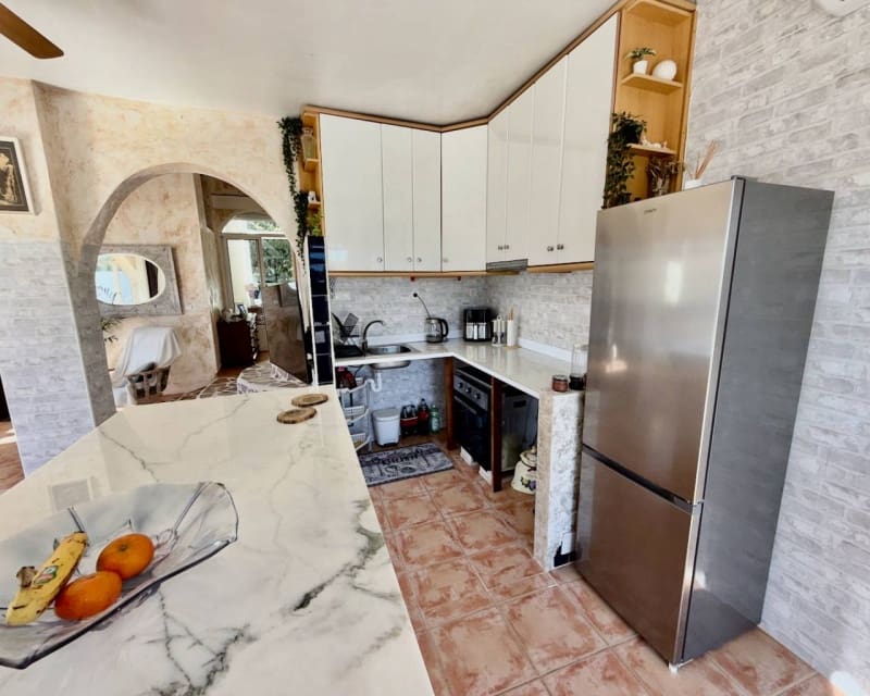 3 makuuhuone Huvila myytävänä paikassa Ciudad Quesada mukana uima-altaan - 420 000 € (Ref: 9626809)