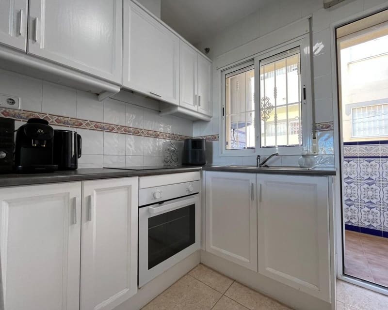 2 soverom Leilighet til salgs i Villamartin med svømmebasseng - € 165 000 (Ref: 9626810)