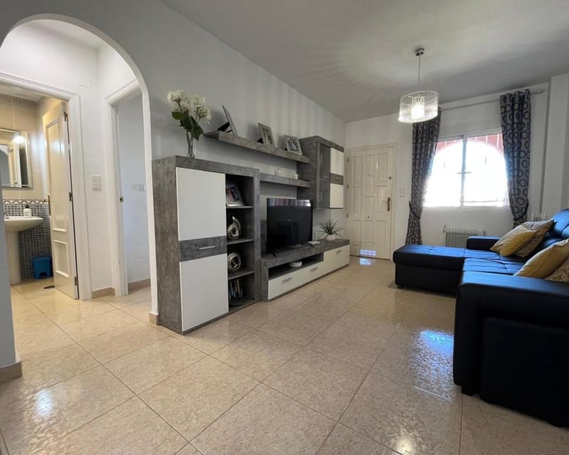 2 soverom Leilighet til salgs i Villamartin med svømmebasseng - € 165 000 (Ref: 9626810)