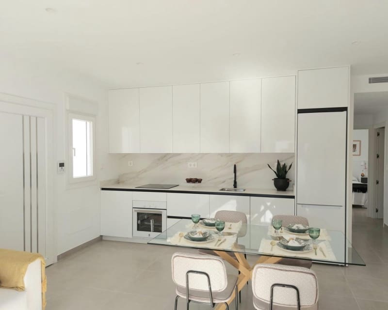 3 slaapkamer Villa te koop in Roldan met zwembad - € 272.500 (Ref: 9626814)